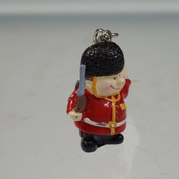 British Guardsman Key Ring Key Holder Keychain - Picture 2 of 5